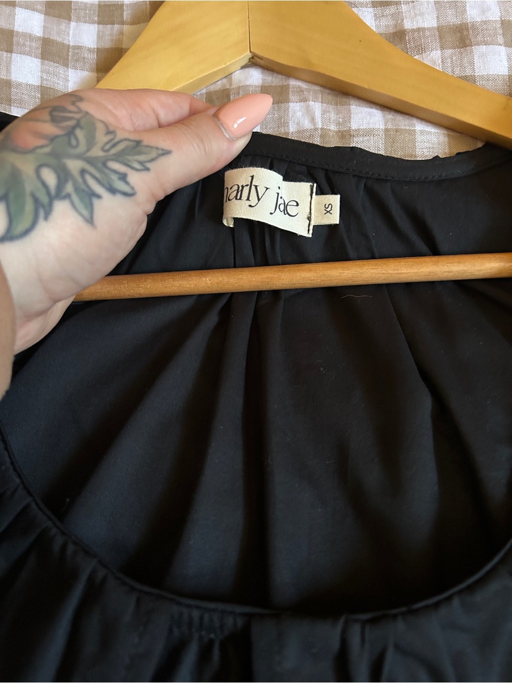 Black harly jae doll Blouse - Picture 2 of 5